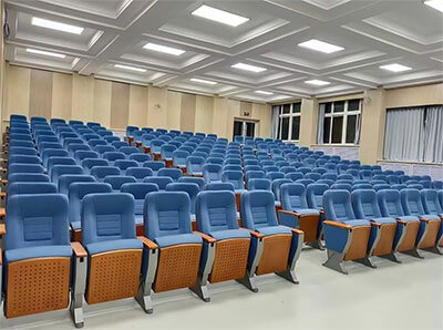 Tiered classroom in Nanchang equipped with fixed auditorium chairs